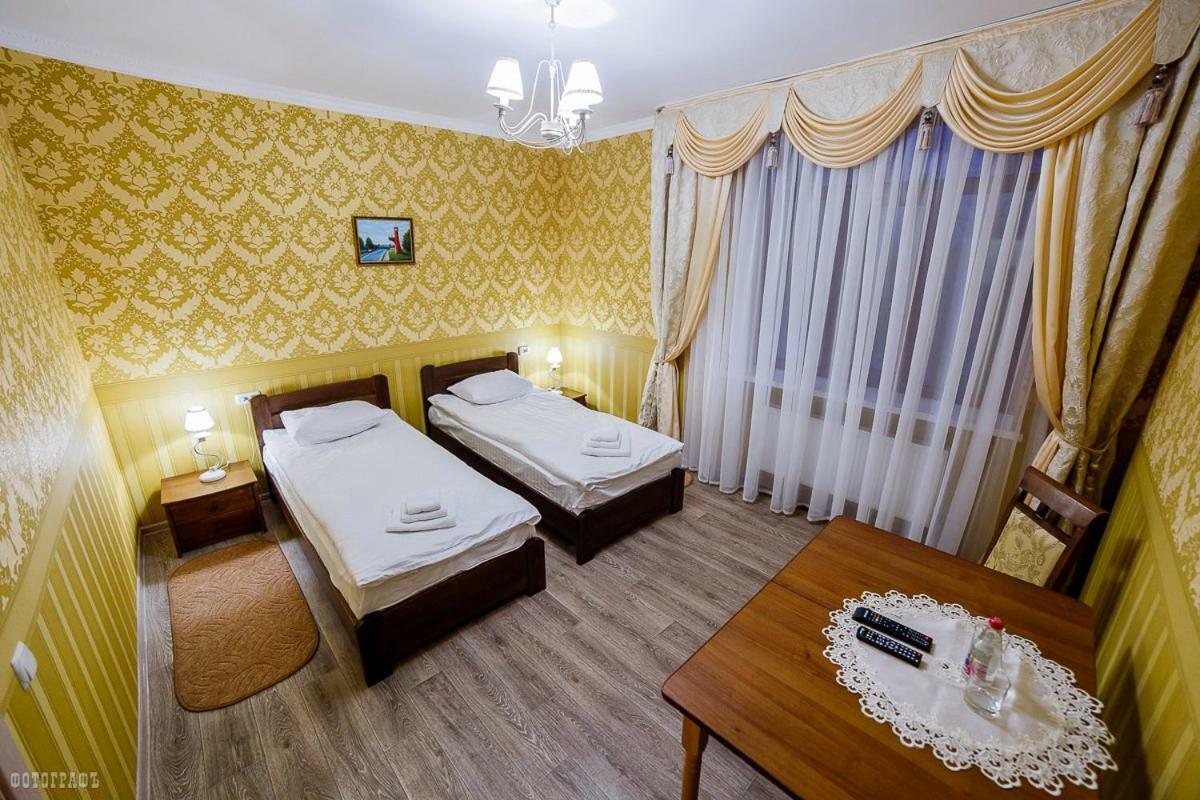 Отель Гостинний Двір Bar  Экстерьер фото