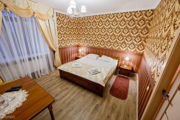 Отель Гостинний Двір Bar  Экстерьер фото