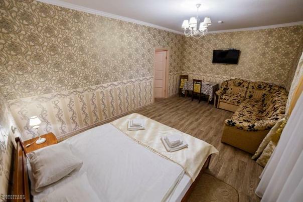 Отель Гостинний Двір Bar  Экстерьер фото