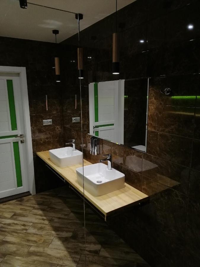 Отель Гостинний Двір Bar  Экстерьер фото